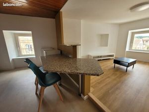 Appartement meublé 2 pièces + garage  place Neron