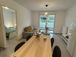 Beau T2 meublé de 39 m² avec terrasse  vue sur le parc du Griffon  résidence récente (2019