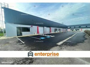 Local d'activité 186 m²