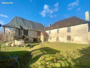 Maison 10 pièces 360 m²