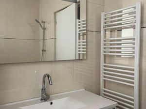 Loue appart Paris 75012 54m2 1900