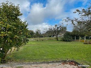 Vends terrain constructible