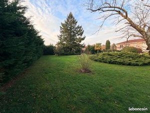 Terrain constructible de 1000 m2