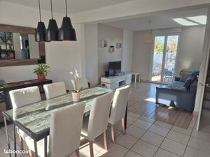 Maison individuelle 88 m2  3 chambre  800 m2 de terrain secteur recherché