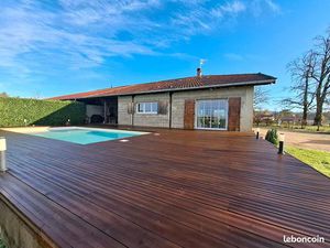 Ferme 5 pièces 220 m²