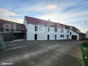 Longère 6 pièces 152 m²