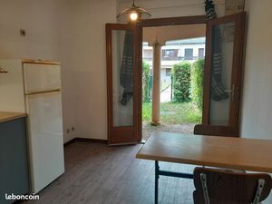 Bel appartement avec jardinet privatif