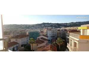 Nice Valrose / St-Maurice – Appartement T2 46 m² – 4ᵉ étage avec ascenseur – balcon avec v