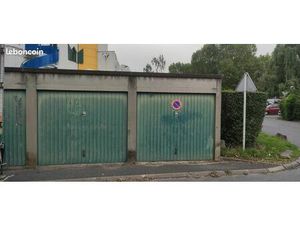 Box / Garages à Louer sur la commune de Palaiseau