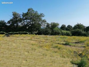 Terrain 704 m² Colombies