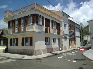 F2 duplex dans le bourg à proximité de la plage