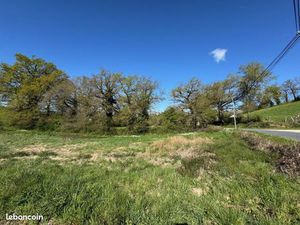 Terrain 716 m² Montrozier