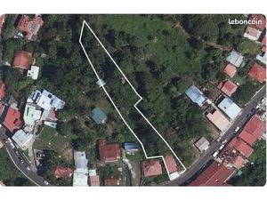 Parcelle de 2 070 m² avec fort potentiel