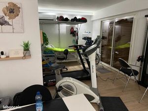 Cabinet para médical