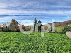 Terrain 3 827 m² Voutezac