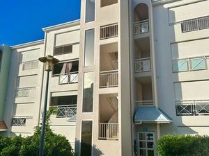 T3 refait à neuf idéalement situé