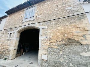 Bâtiment 1 pièce 200 m²