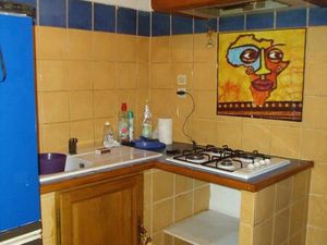 Manosque T1 avec mezzanine ( couchages ) location 1 an renouvelable