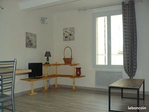 Studio meublé et équipé à Oraison