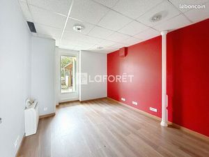 Local commercial 34 m² VILLARS LES DOMBES