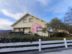 Maison 7 pièces 151 m²