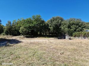 Terrain 1 782 m² Saint Montan