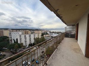 F4 à rénover Avenue Maréchal Juin