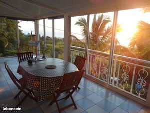 Location 1 étage maison meublé LE GUILLAUME