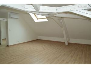 Magnifique appartement climatisé avec du charme et entièrement refait à neuf