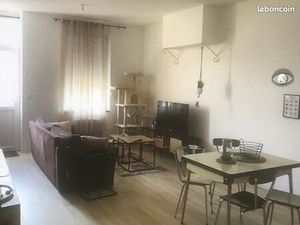 Loue Chauny centre T2 avec cour