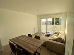 Appartement f2 récent avec balcon et parking