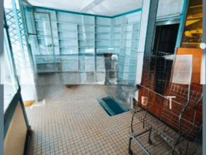 Bâtiment à usage mixte