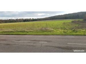 Terrain à bâtir de 650m² à Vayres sur Essonne