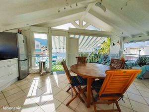 La marina : t3 renove meuble excellent etat lumineux piscines debarras