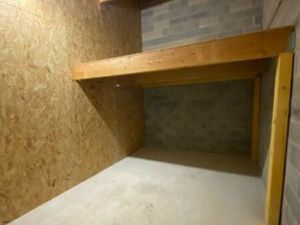 Box de stockage 27m2