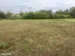Terrain 697 m² Gauriaguet