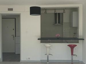 T2 dernier étage - petite copropriété - charges maîtrisées - fort potentiel