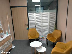 Bureau partagé à la location