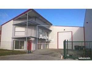 Local industriel 970 m²