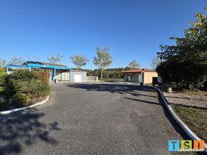 Local commercial 2358 m² BOULOGNE SUR GESSE