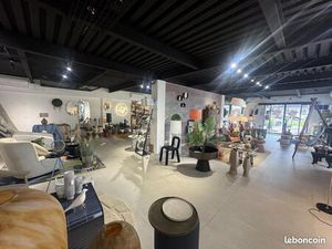 Local commercial 150 m²