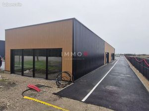 Local commercial Ferrières