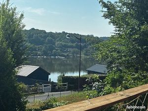 Maison avec vue sur le lac d’Eguzon à 50 m de la plage