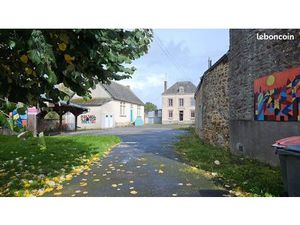 Ensemble scolaire a renover – montjean