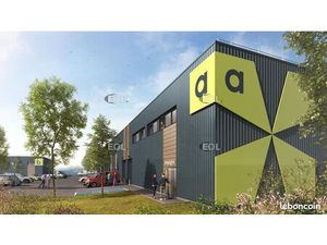 Local d'activité 2 194 m²