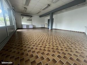 Local commercial 78 m² Égletons