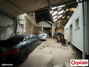 Local d'activité 411 m²