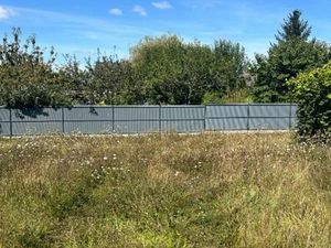 Terrain 1 300 m² Thilouze