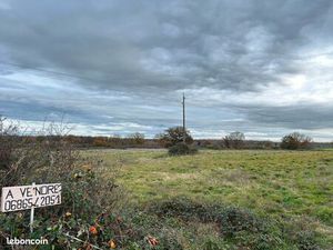 TERRE AGRICOLE DORNES 58390 PETITE VARENNE DES FILLEUX à saisir