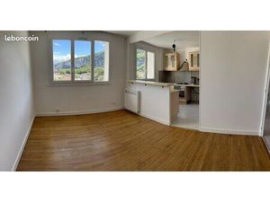 Apparemment T2 dans résidence fermée